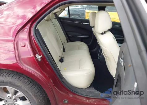 2023 Chrysler 300 Touring из США, поврежденный, VIN 2C3CCAAG4PH580918